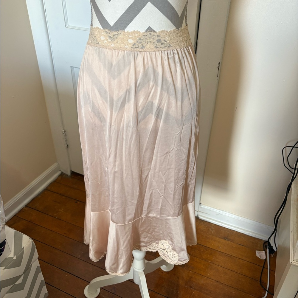 Vintage Skirt Slip